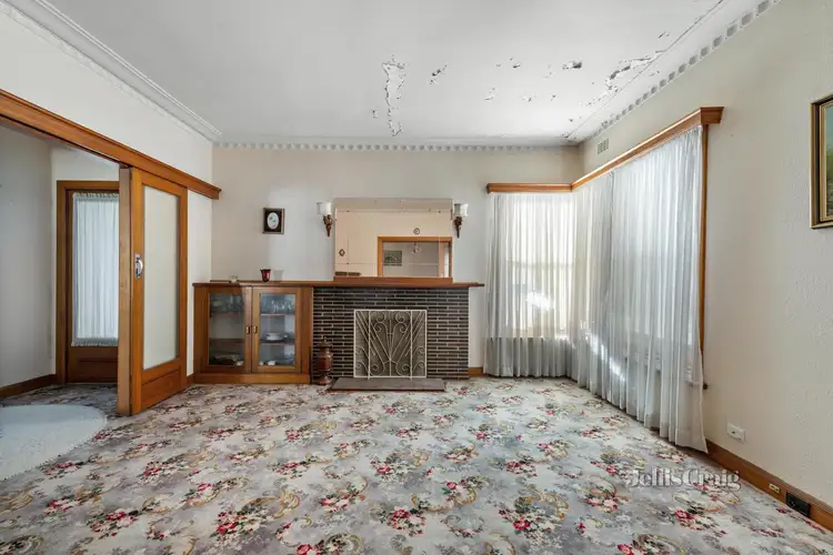 Second view of Homely house listing, 10 Riddle Street, Bentleigh VIC 3204