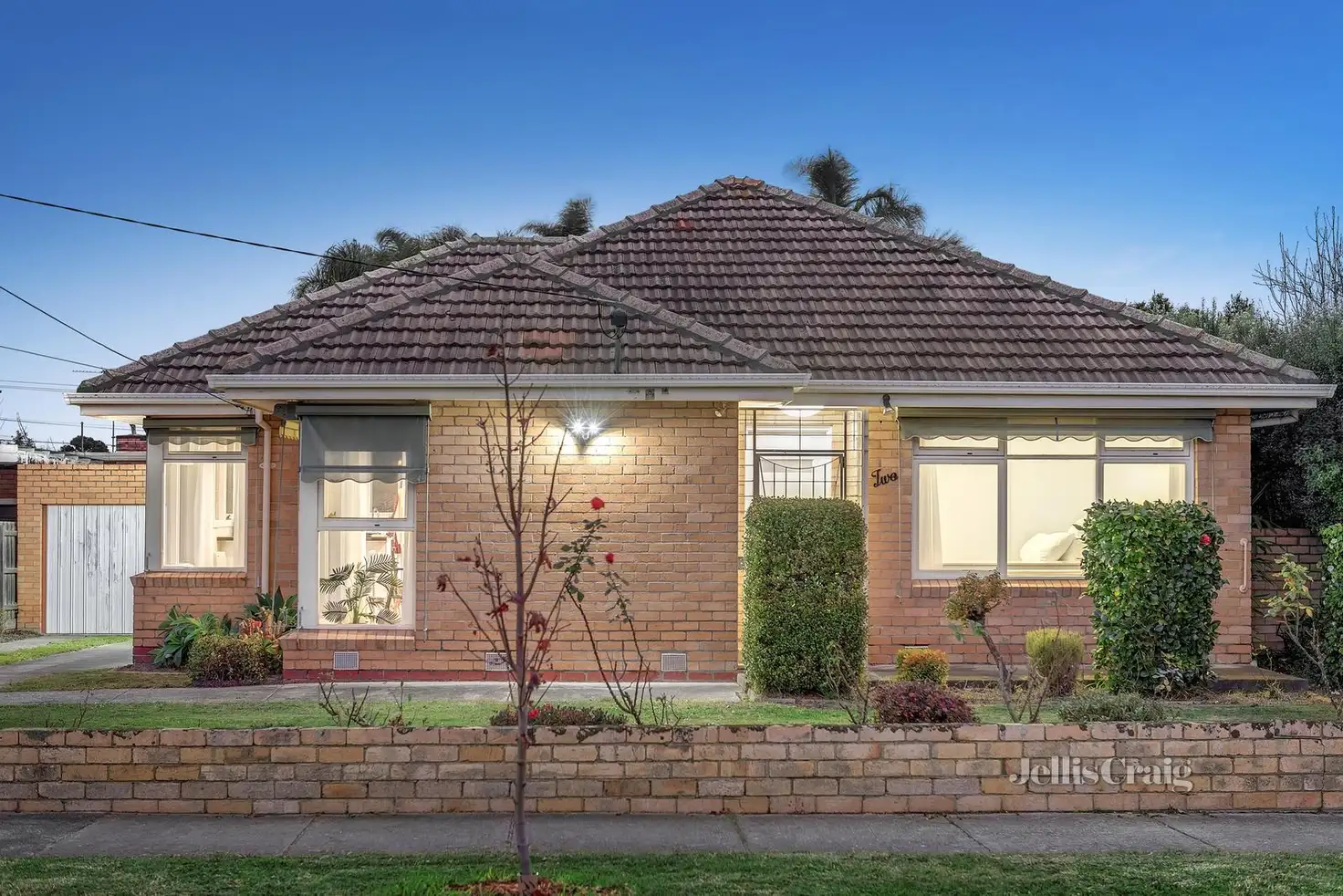 Main view of Homely house listing, 2 Shrewsbury Street, Bentleigh East VIC 3165