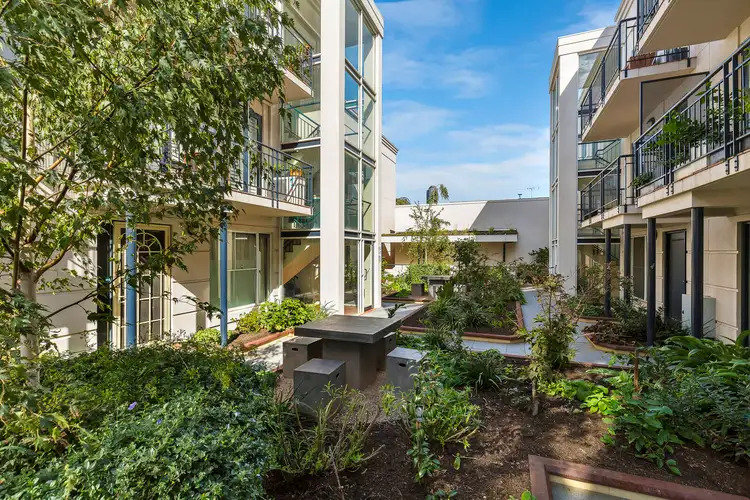 218/101 Grattan Street, Carlton VIC 3053