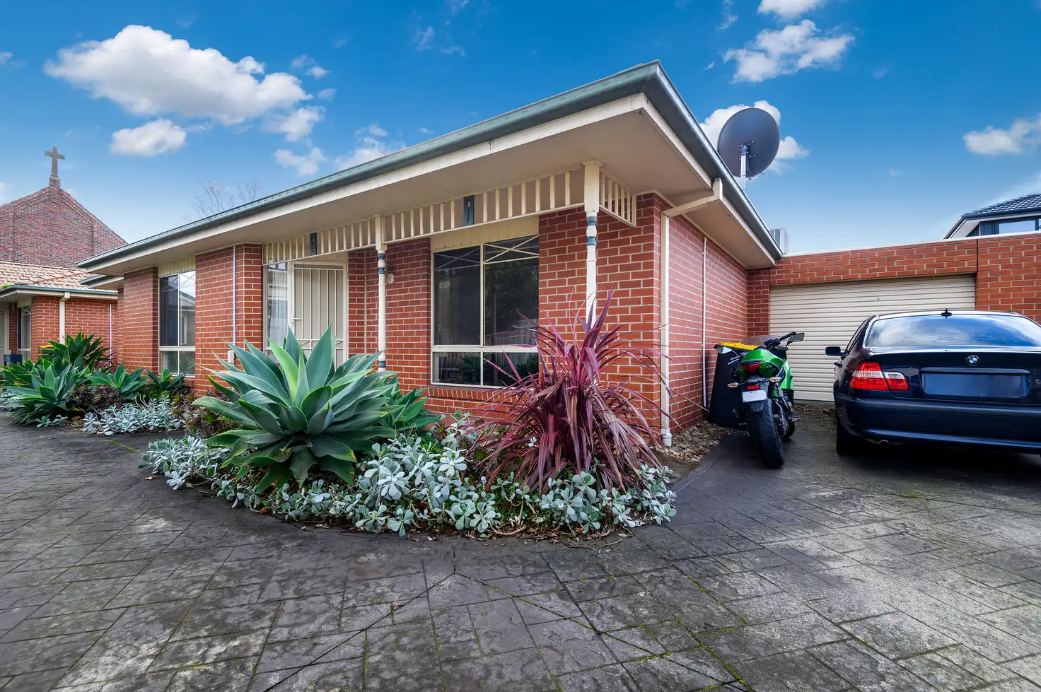 Main view of Homely unit listing, 2/23 Golf Links Avenue, Oakleigh VIC 3166