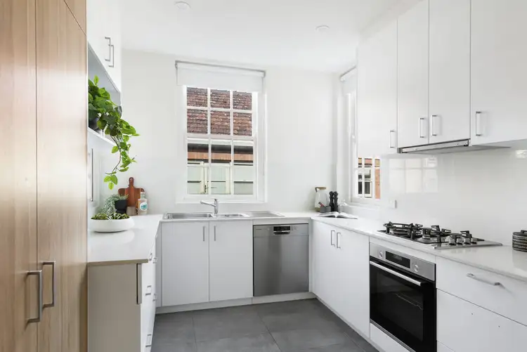 Fifth view of Homely apartment listing, 6/56 Walsh Street, South Yarra VIC 3141