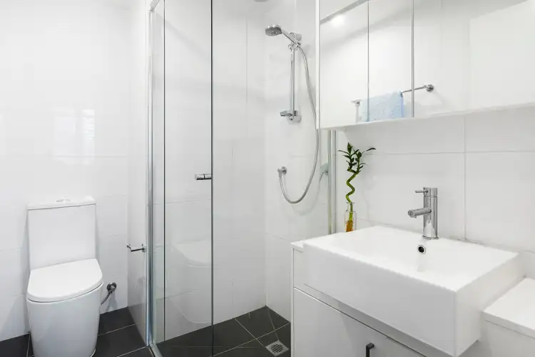 Fifth view of Homely apartment listing, 202/82 Hawdon Street, Heidelberg VIC 3084
