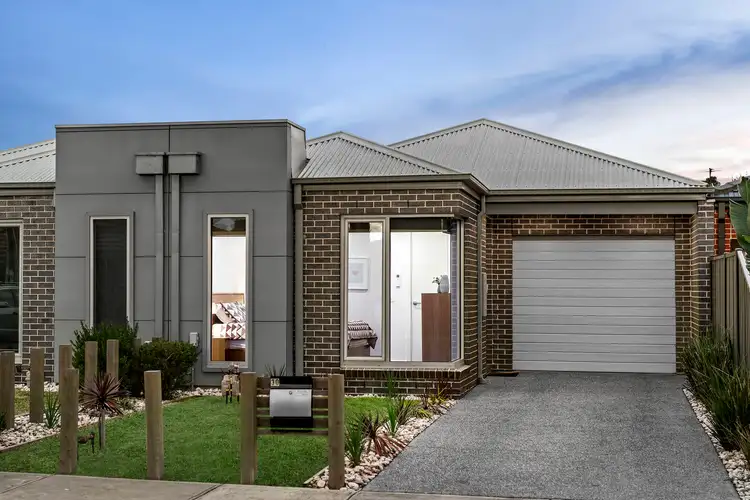 Main view of Homely townhouse listing, 1/30 Charlotte Street, Newport VIC 3015
