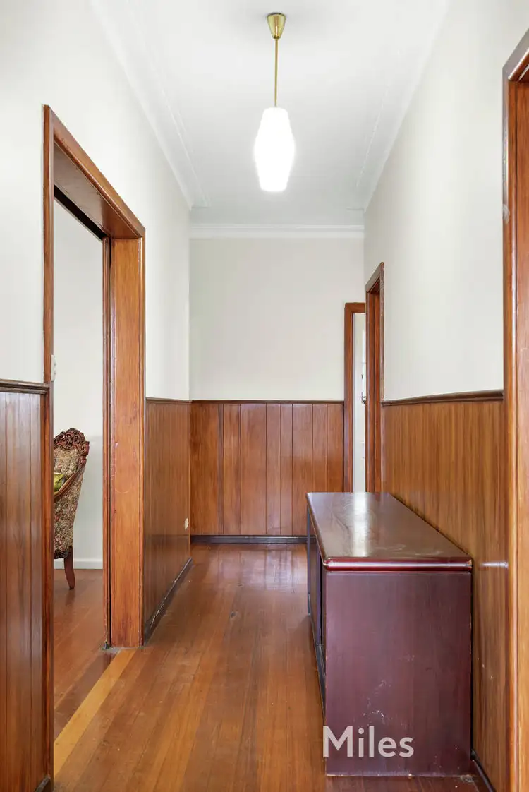 Fifth view of Homely house listing, 8 Keats Street, Heidelberg Heights VIC 3081