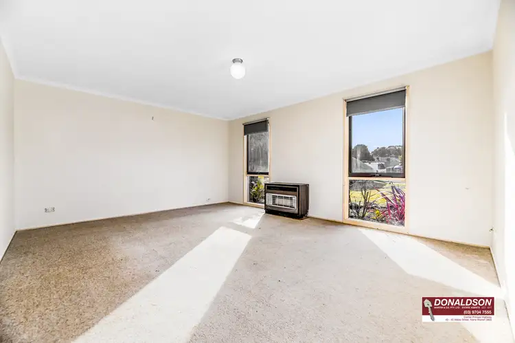 Second view of Homely house listing, 6 Jarrah Court, Narre Warren VIC 3805