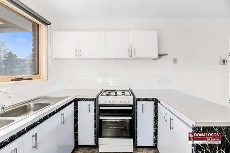 Third view of Homely house listing, 6 Jarrah Court, Narre Warren VIC 3805
