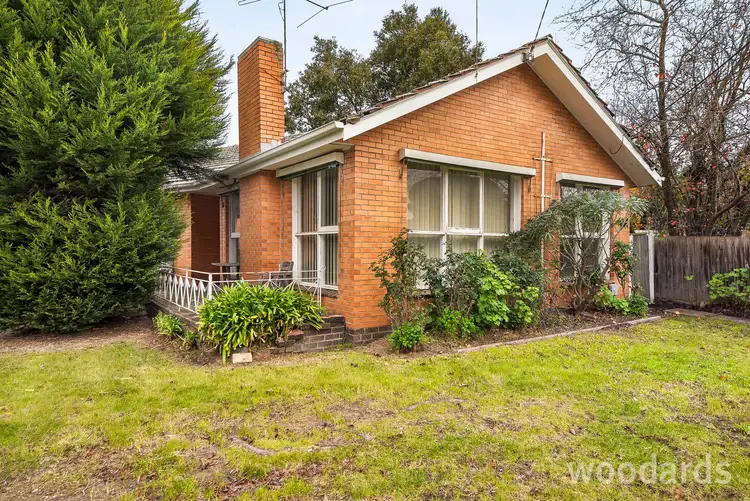 2 Rosen Street, Blackburn South VIC 3130