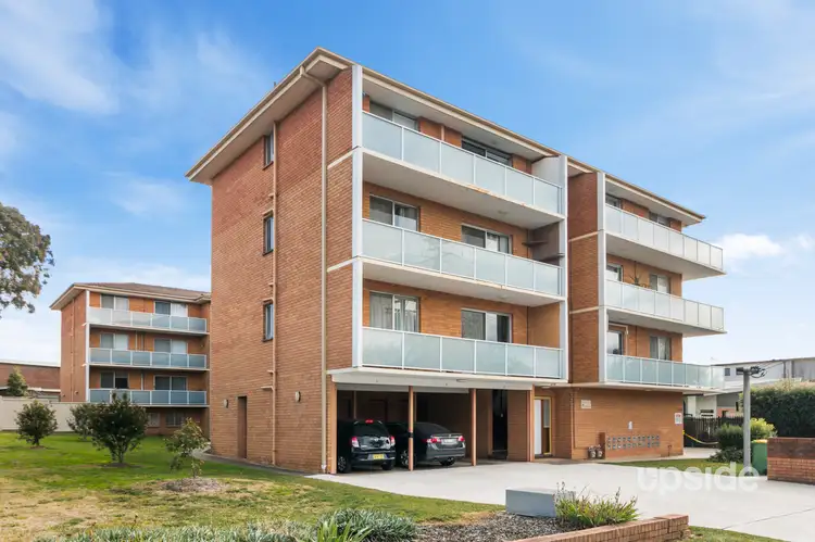 12/11 Mckeahnie Street, Crestwood NSW 2620