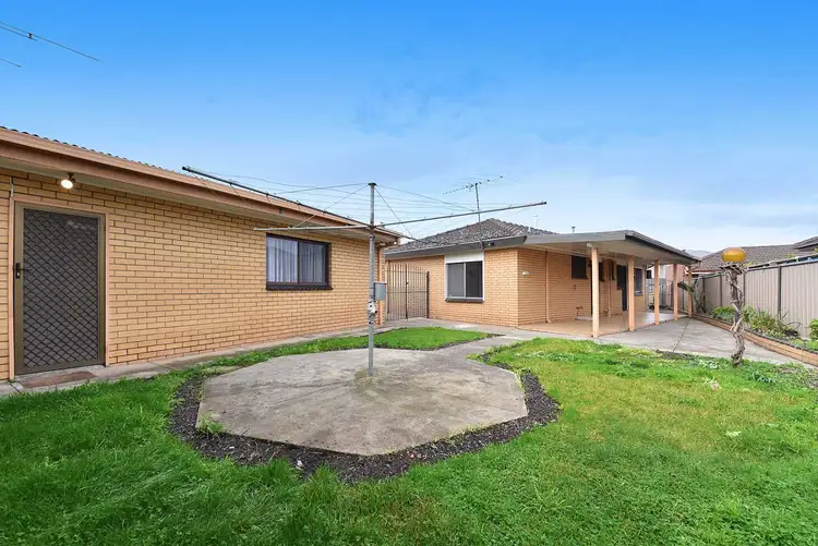 Fifth view of Homely house listing, 8 South Road, Airport West VIC 3042