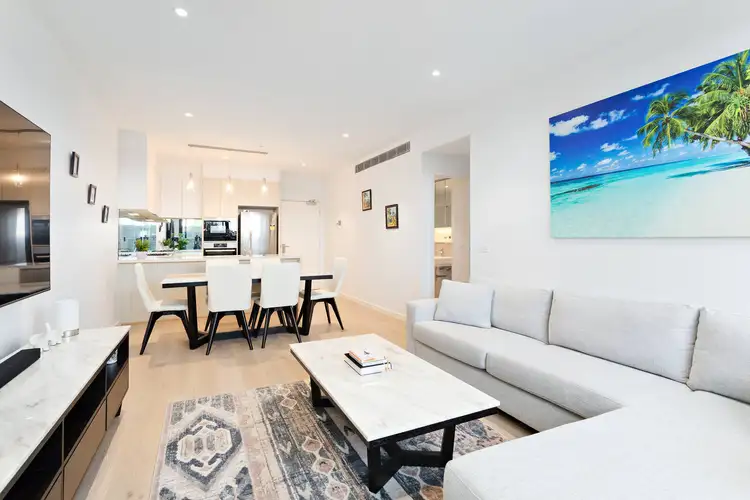 202/2055 Malvern Road, Malvern East VIC 3145