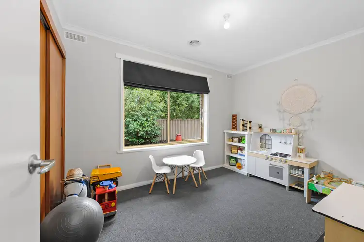 Fifth view of Homely house listing, 3 Samann Court, Mount Clear VIC 3350