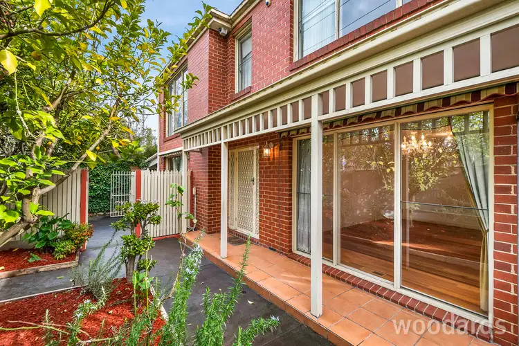 1/147 Blackburn Road, Doncaster East VIC 3109
