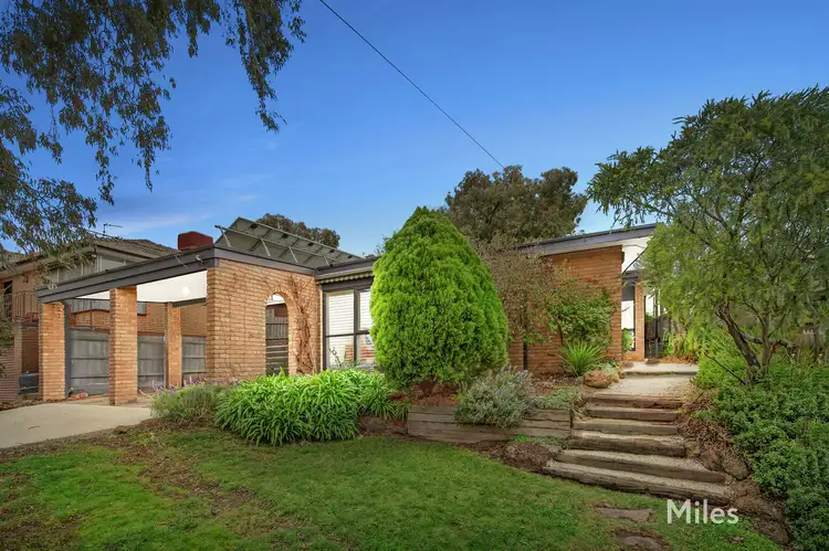 Main view of Homely house listing, 28 Eamon Drive, Viewbank VIC 3084