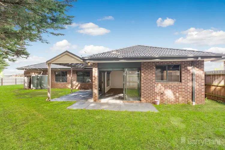 11a Kirribilli Crescent, Wallan VIC 3756