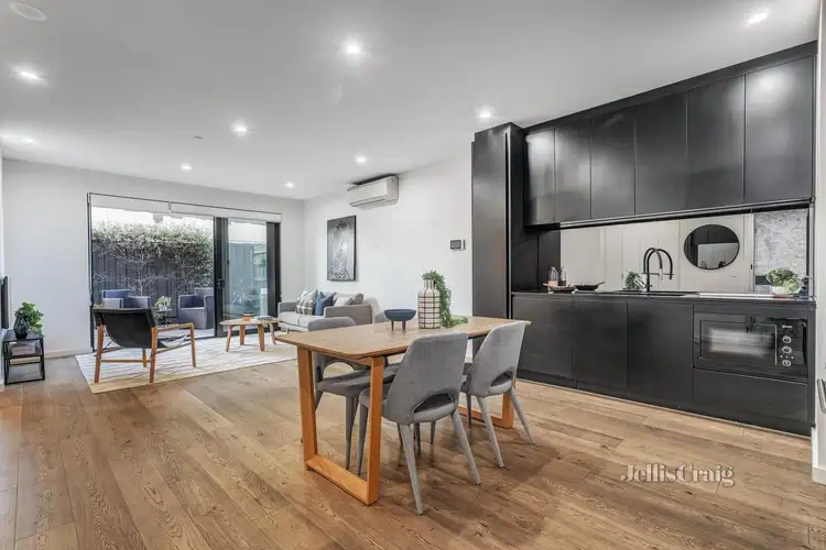 6/112 Mimosa Road, Carnegie VIC 3163