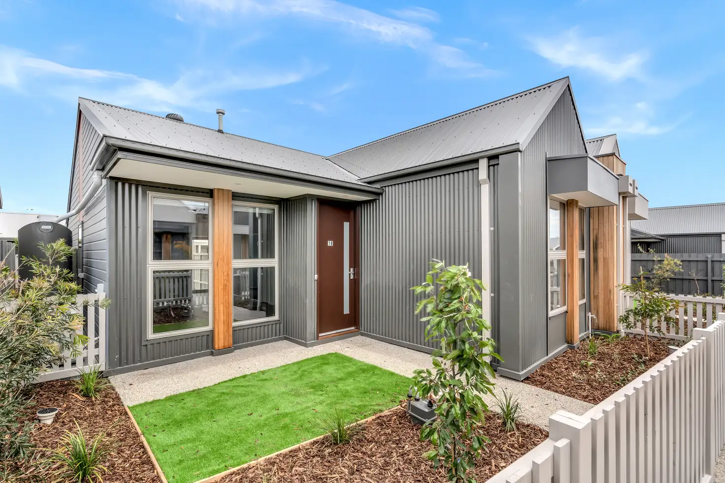 Main view of Homely unit listing, 18/1 Cover Drive, New Gisborne VIC 3438