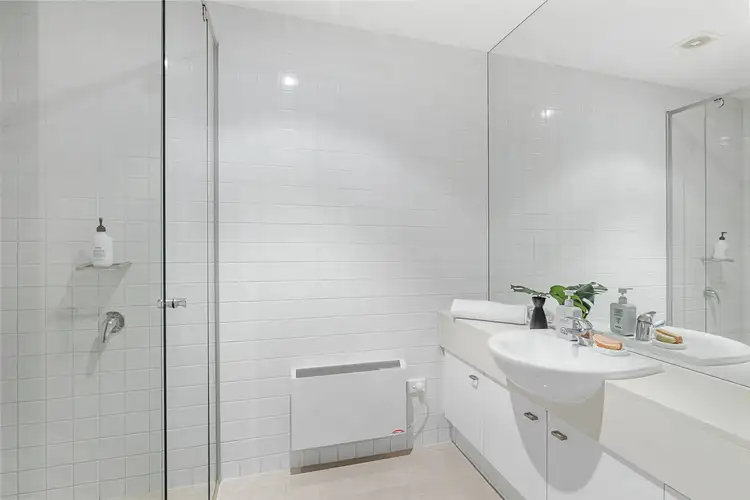 Fourth view of Homely apartment listing, 4/2 Maddock Street, Windsor VIC 3181
