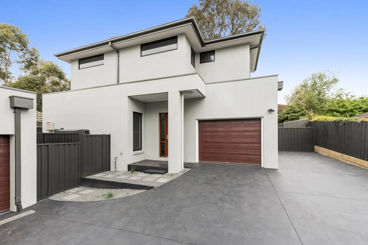 Main view of Homely townhouse listing, 2/316 Middleborough Road, Blackburn VIC 3130
