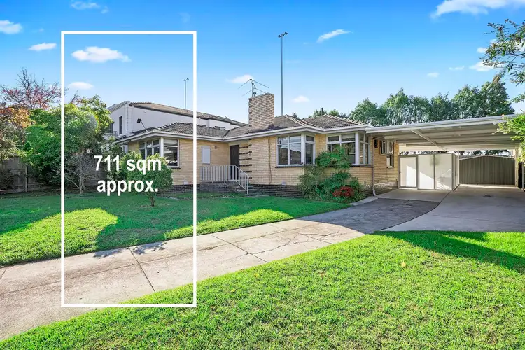 Second view of Homely house listing, 6 Osborne Avenue, Bentleigh VIC 3204