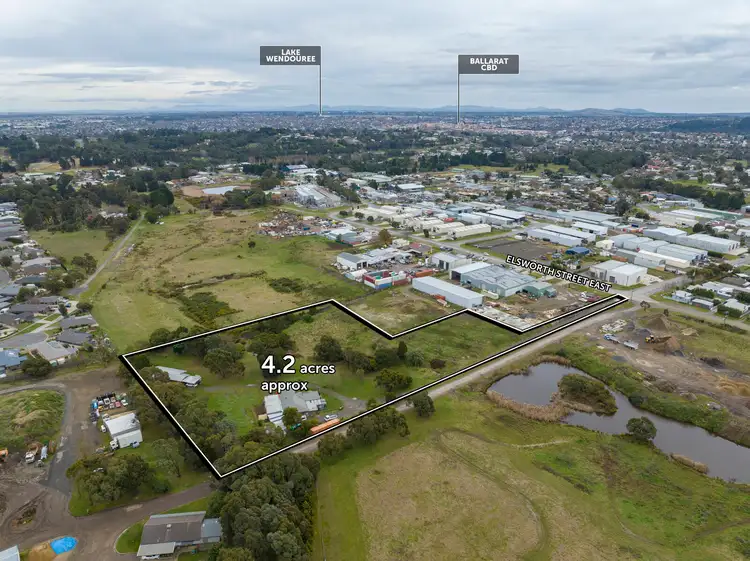 132 Elsworth Street East, Canadian VIC 3350