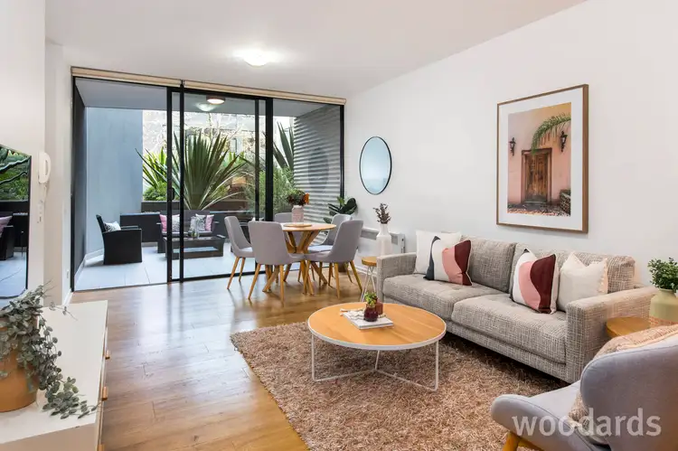 Main view of Homely apartment listing, 4/1 Domville Avenue, Hawthorn VIC 3122