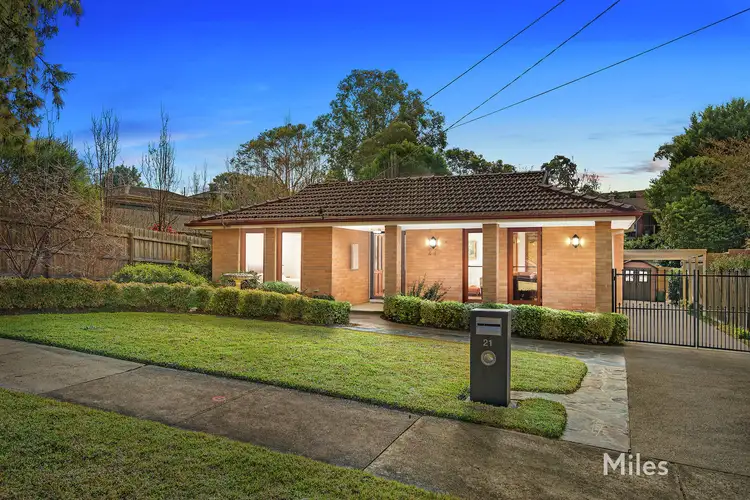 21 Amaroo Way, Yallambie VIC 3085