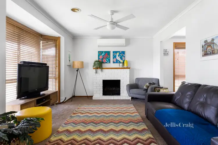 82 Garden Grove Drive, Mill Park VIC 3082