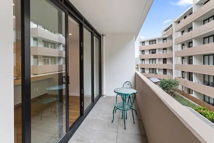 302/70 Batesford Road, Chadstone VIC 3148