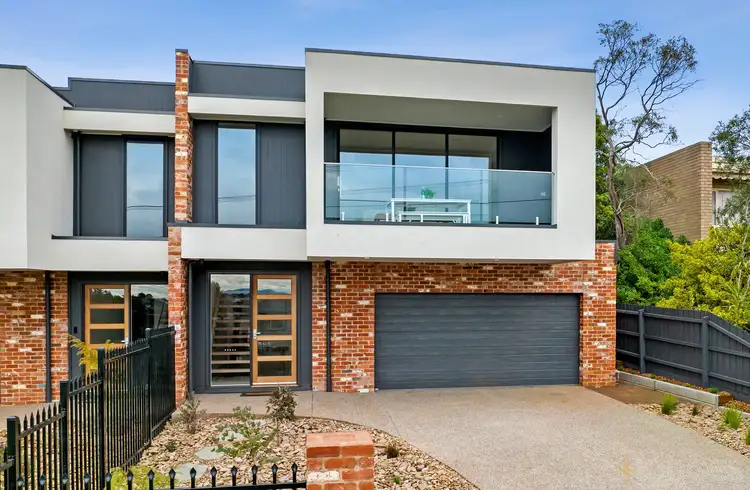 9B Melrose Avenue, Highton VIC 3216