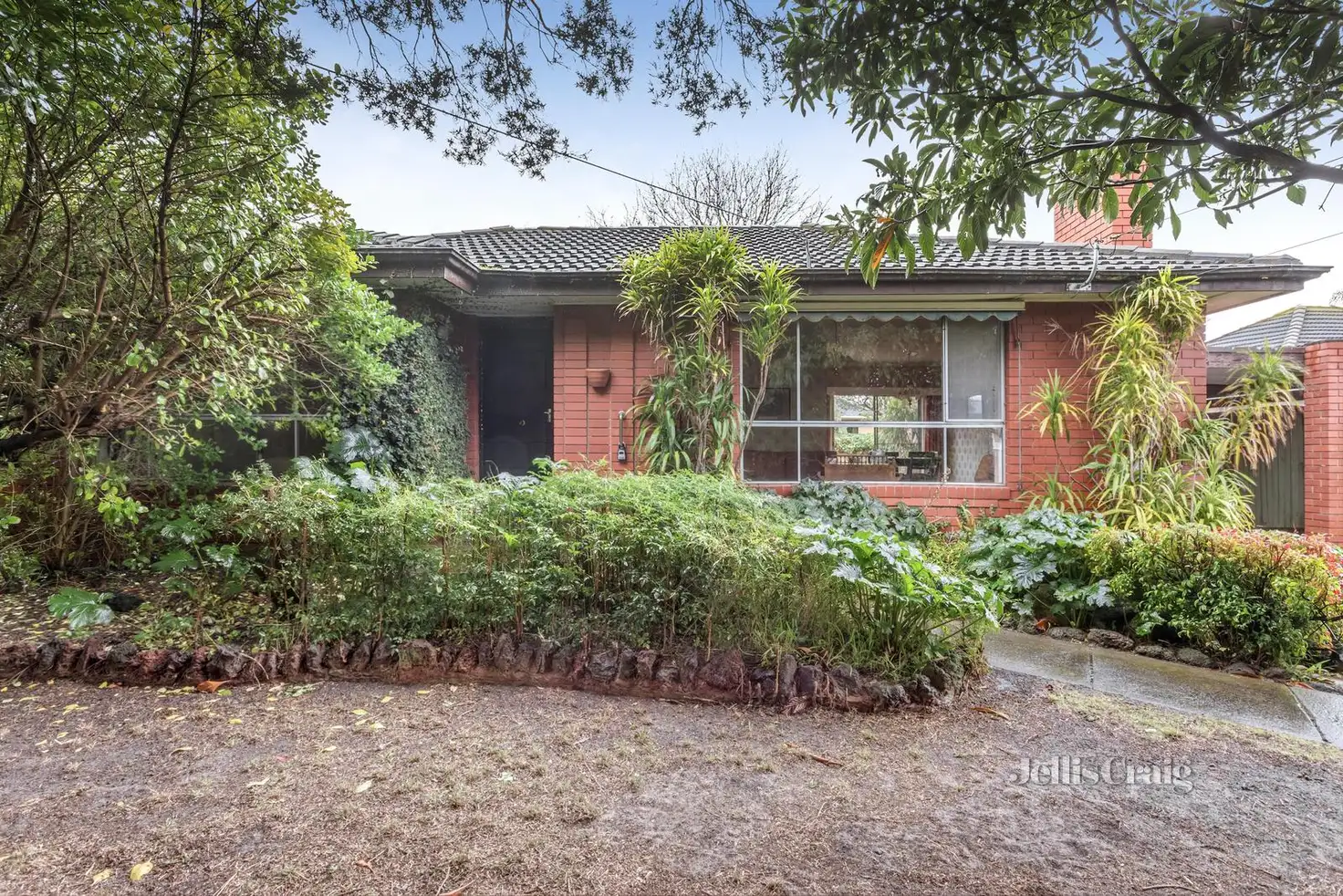 Main view of Homely house listing, 16 Pasadena Crescent, Bentleigh East VIC 3165