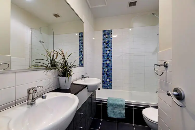 Fifth view of Homely apartment listing, 5/104 Lygon Street, Brunswick East VIC 3057