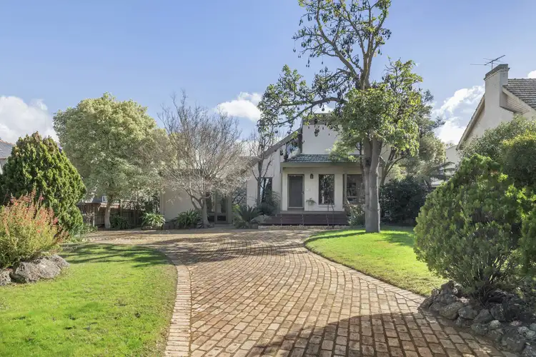 11 Glenbrook Avenue, Malvern East VIC 3145