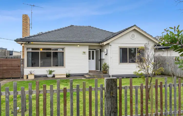 15 Hickey Street, Whittington VIC 3219