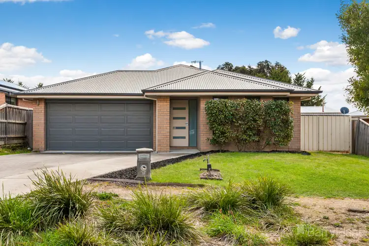 19 Grange Drive, Broadford VIC 3658