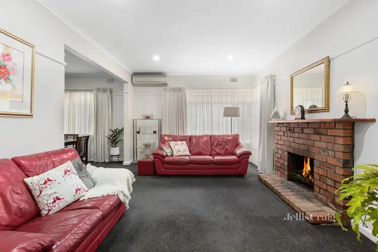 Second view of Homely house listing, 32 Beddoe Avenue, Bentleigh East VIC 3165