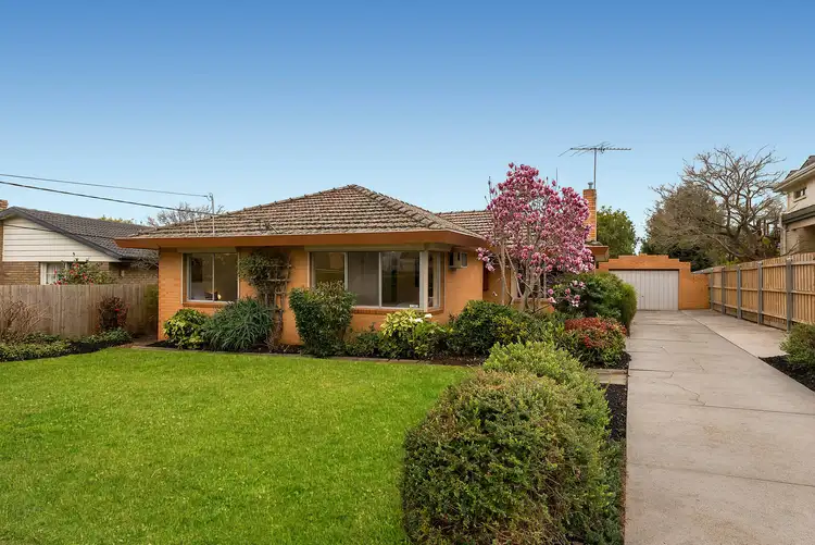 21 Parkhill Drive, Ashwood VIC 3147