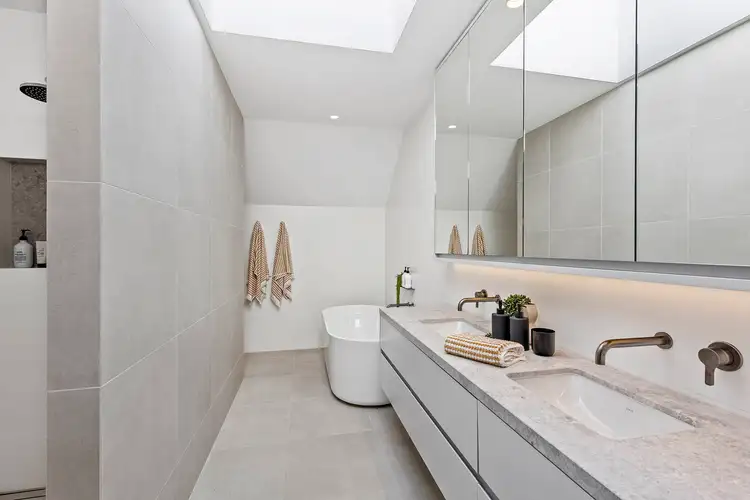 Sixth view of Homely townhouse listing, 5/16 Vauxhall Road, Balwyn VIC 3103