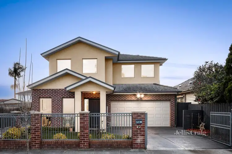 Main view of Homely townhouse listing, 1/1 Mervin Street, Bentleigh East VIC 3165