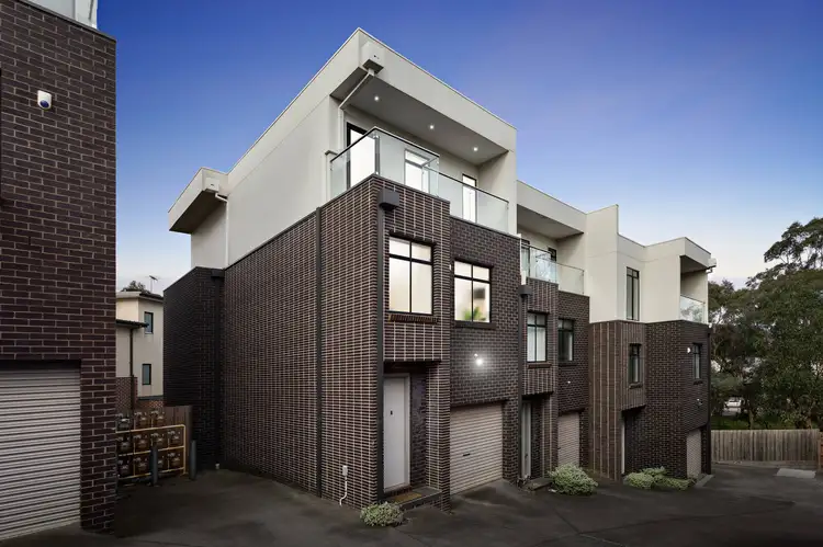 4/20-22 Hughes Street, Burwood VIC 3125