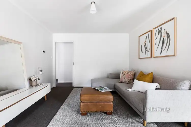 Third view of Homely house listing, 5 Lorraine Parade, Viewbank VIC 3084