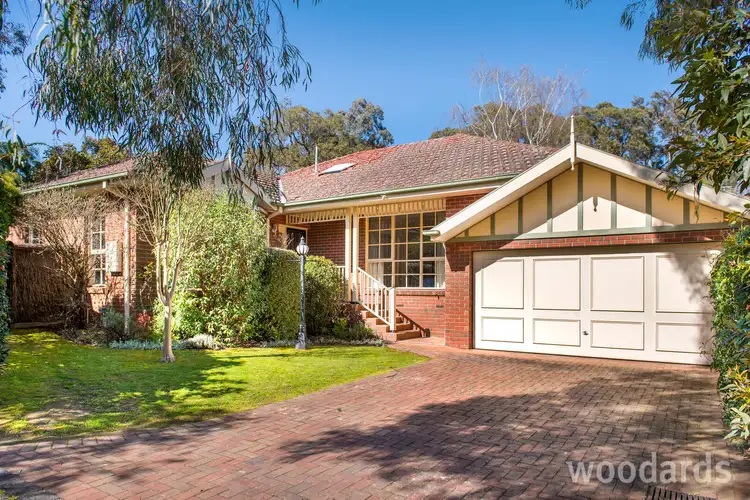 2/33 Myrtle Grove, Blackburn VIC 3130