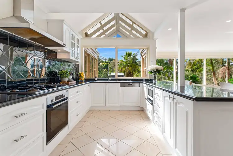 49 Millbank Drive, Mount Eliza VIC 3930