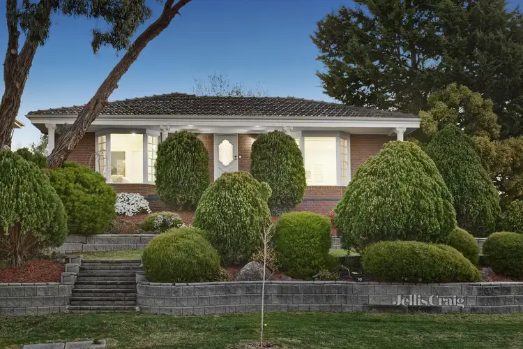 10 Crea Court, St Helena VIC 3088