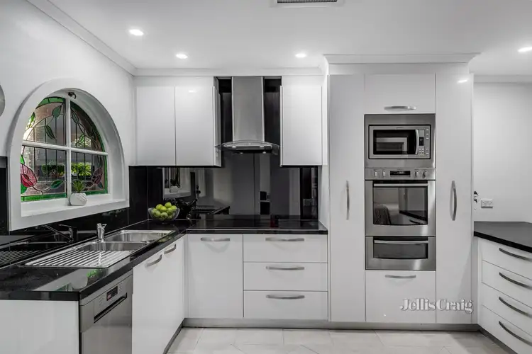 Fourth view of Homely house listing, 10 Crea Court, St Helena VIC 3088