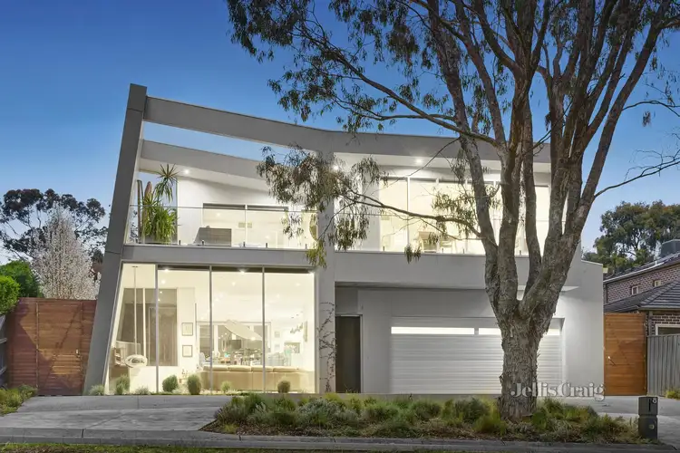 8 Macalister Boulevard, Yallambie VIC 3085