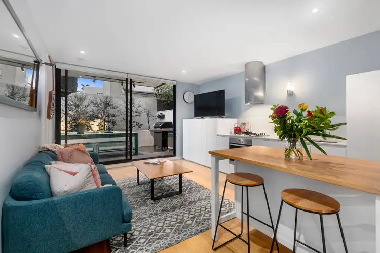 Third view of Homely apartment listing, 4/26-28 Broadway, Elwood VIC 3184