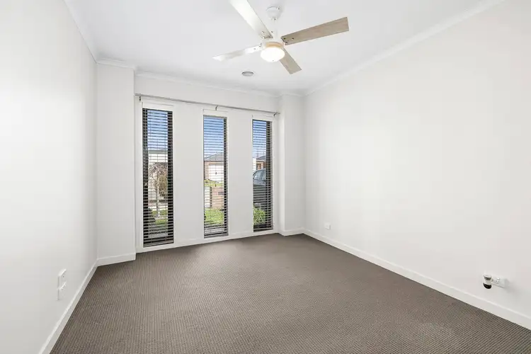 Fifth view of Homely house listing, 21 Echo Place, Alfredton VIC 3350