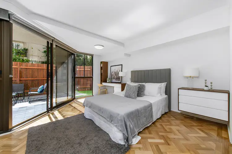 Fifth view of Homely apartment listing, 2/27 Queens Road, Melbourne VIC 3004