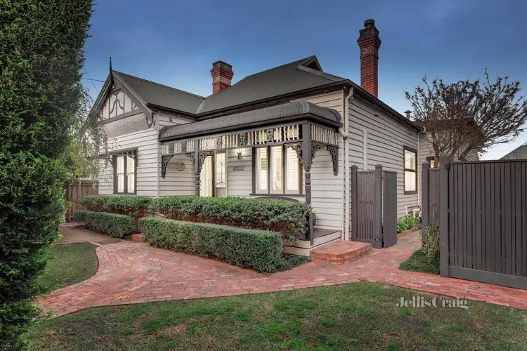 5 Mile End Road, Carnegie VIC 3163