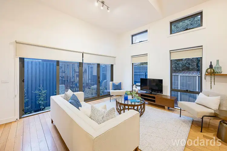 Second view of Homely unit listing, 2/25 Sunnyside Grove, Bentleigh VIC 3204